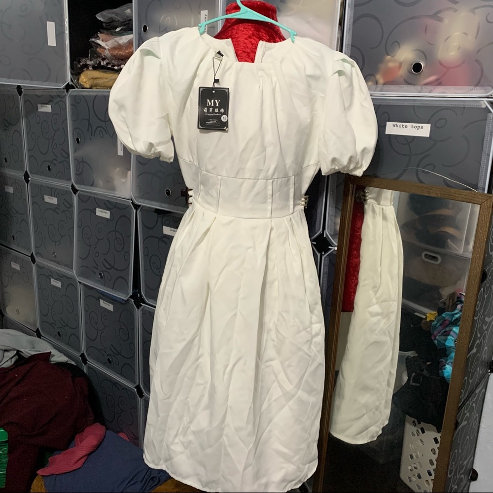 ❤️❤️❤️❤️White dresses